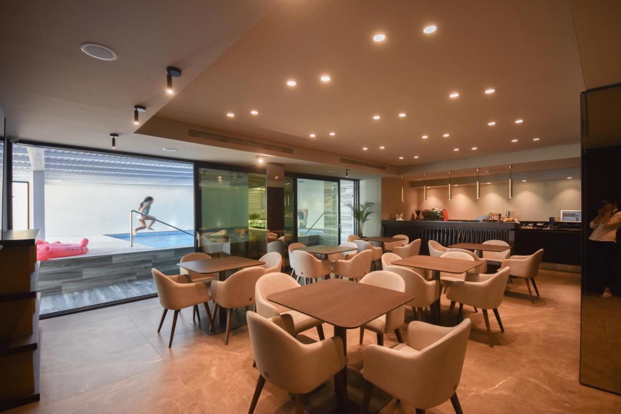 Flamingo Beach Hotel & Spa วญอเรอ ภายนอก รูปภาพ